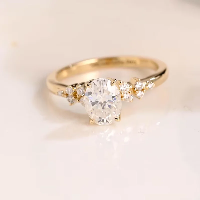 💎 LUMINA – Oval Moissanite Ring 925 Sterling Silver | Luxury Diamond Look