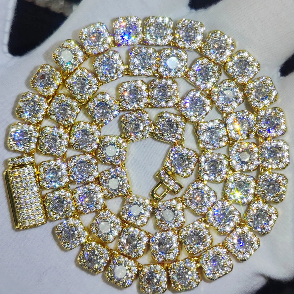 Luxury Moissanite Cuban Link Chain – 7MM Iced Out Necklace & Bracelet 925 Silver / Gold