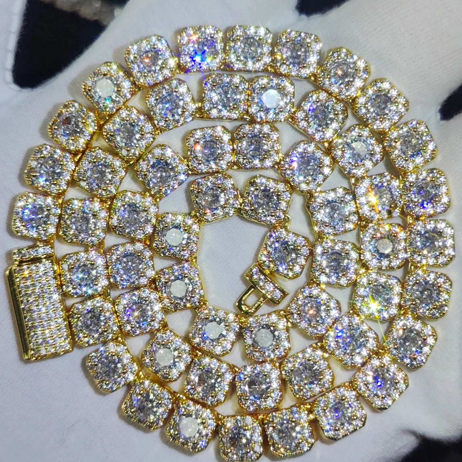 Luxury Moissanite Cuban Link Chain – 7MM Iced Out Necklace & Bracelet 925 Silver / Gold