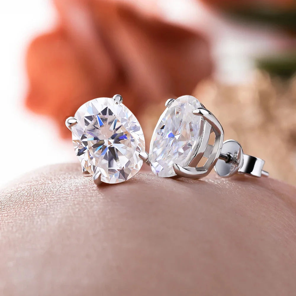 Luxury Moissanite Stud Earrings – Oval Cut VVS1 | 925 Sterling Silver | Lumina