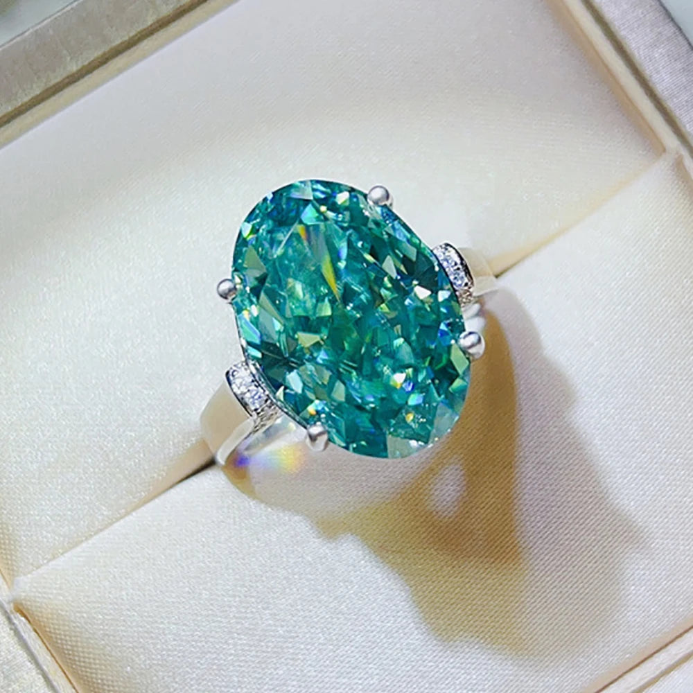 Lumina Green Moissanite Ring 10ct | 925 Sterling Silver Luxury Women’s Ring