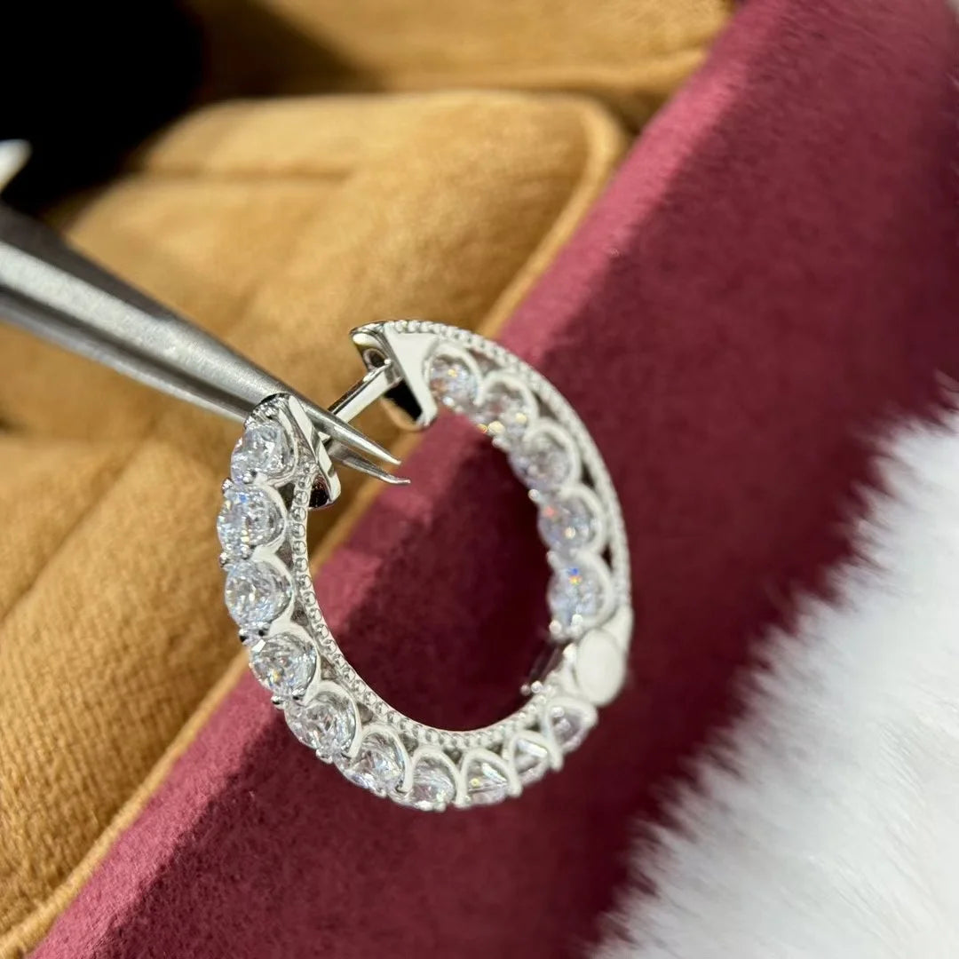 LUMINA Dazzling Moissanite Chandelier Earrings – עגילי יוקרה מכסף 925 עם נצנוץ בלתי נגמר