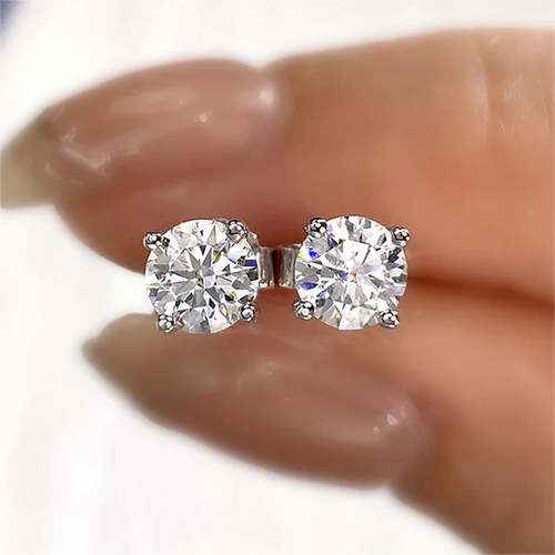 "נראה כמו יהלום – במחיר שלא תאמין 💎" Looks like a diamond – without the crazy price