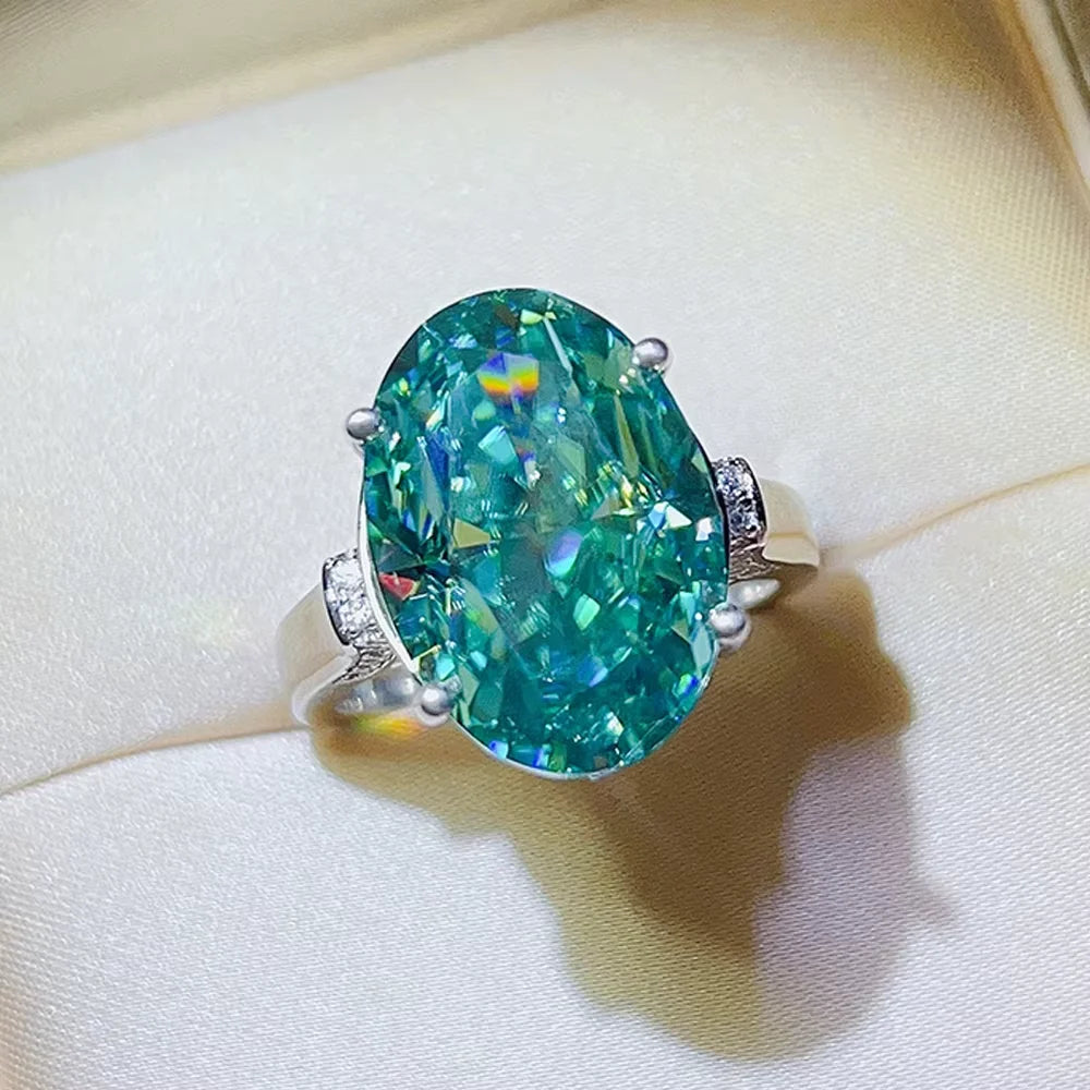 Lumina Green Moissanite Ring 10ct | 925 Sterling Silver Luxury Women’s Ring